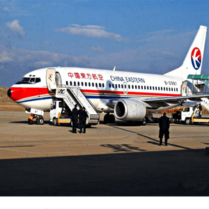 滋润航空快运业稳步发展的原因是什么？